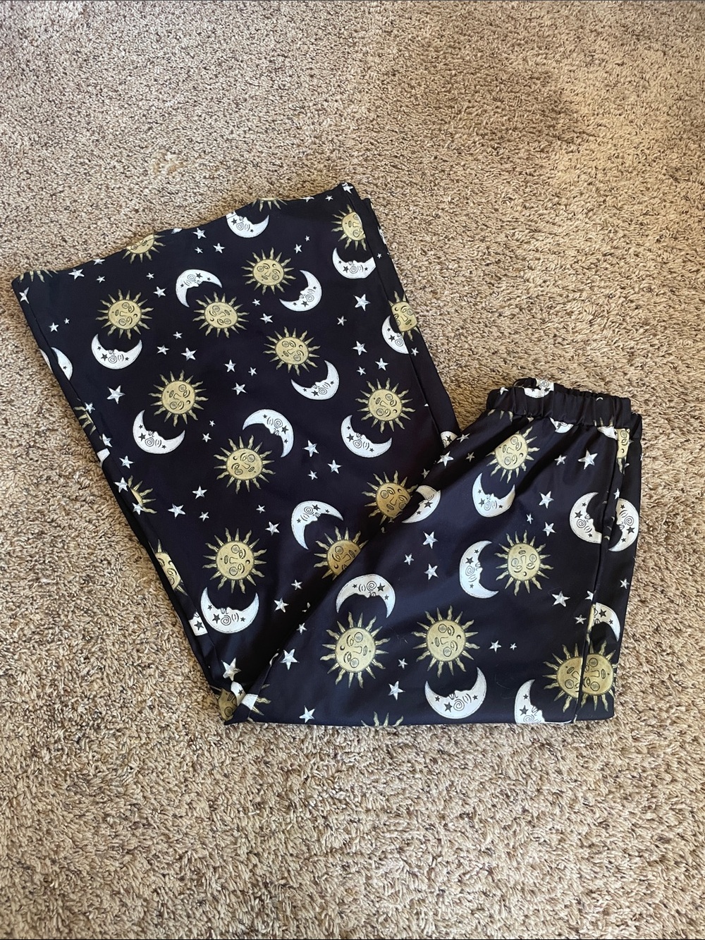 ROMWE Black Sun & Moon Flare Pants